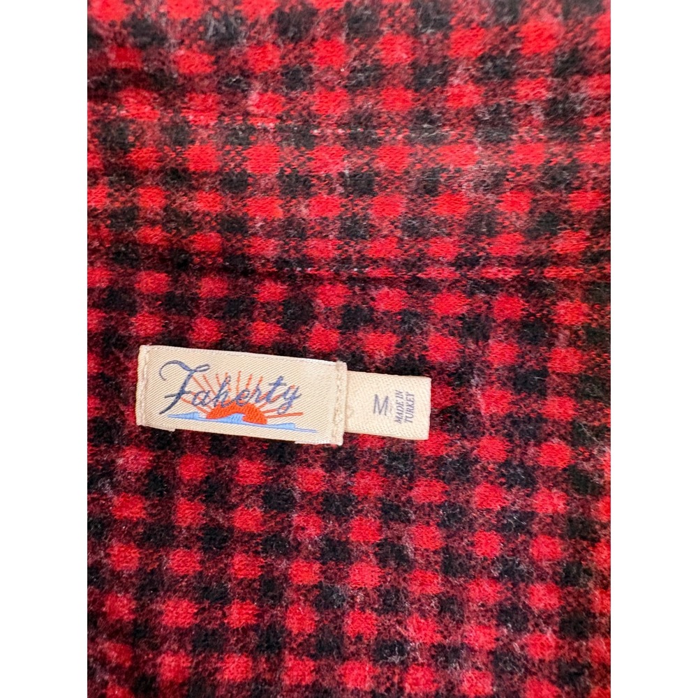 Faherty Legend Sweater Shirt Women M Red Plaid Button Up Cabin Cozy Outdoor Gorp - Picture 4 of 8